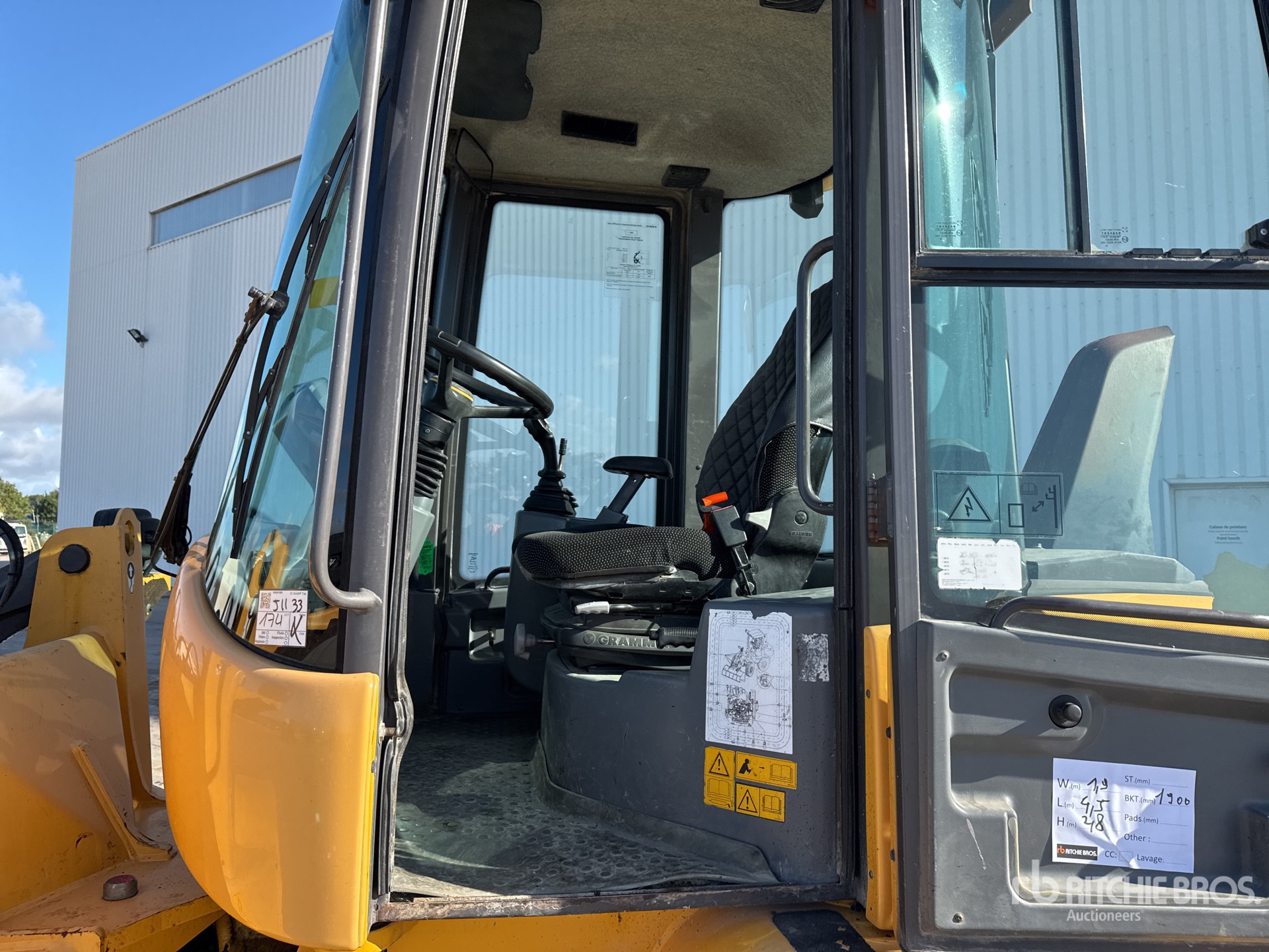 2017 Volvo L30G