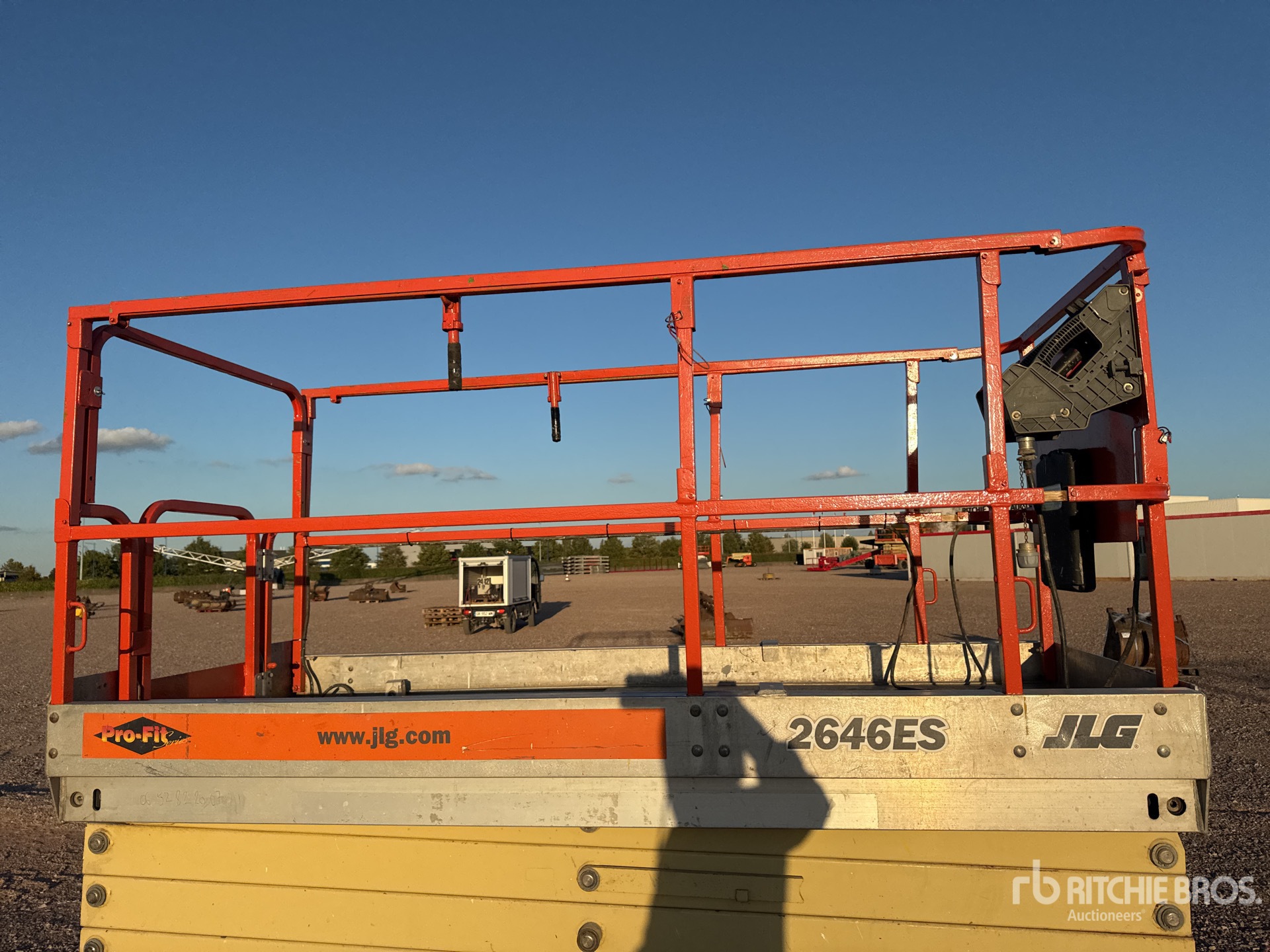 2007 JLG 2646ES