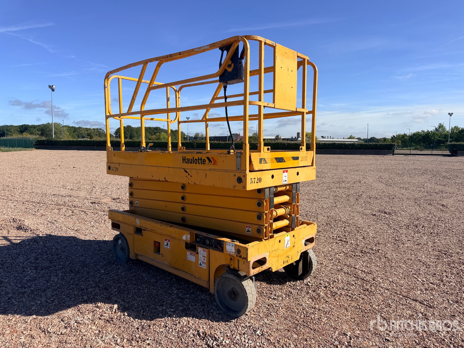 2008 Haulotte COMPACT12