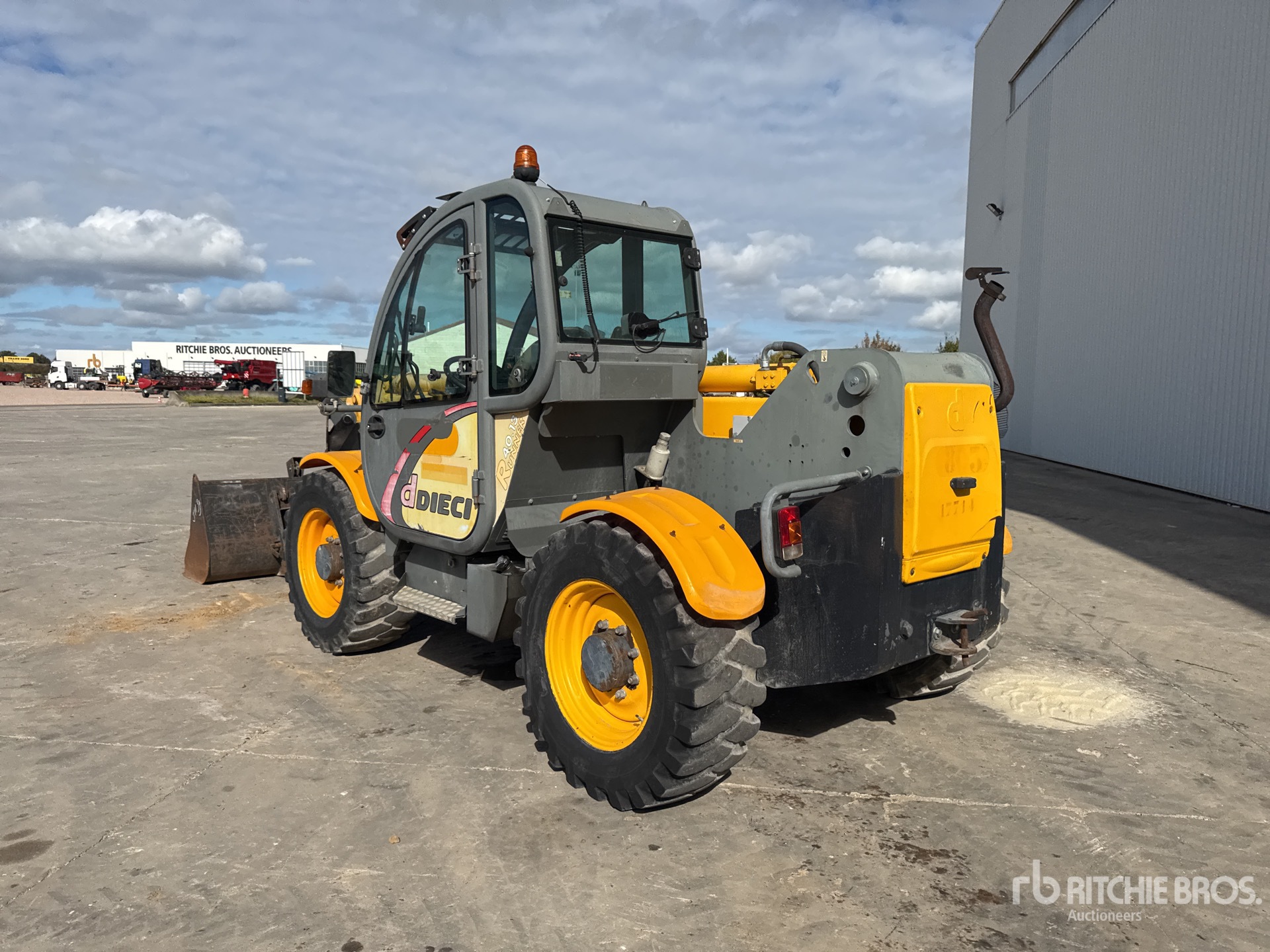 2009 Dieci LLL173
