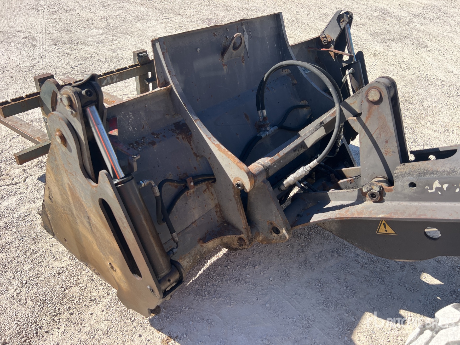 2014 Mecalac AX850