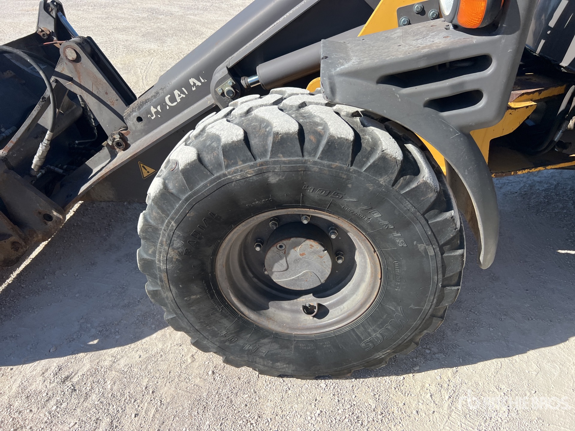 2014 Mecalac AX850