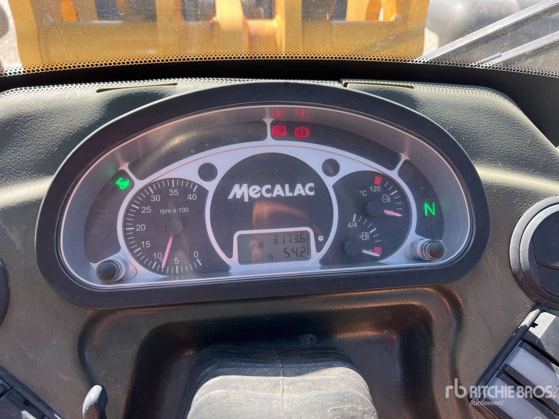 2014 Mecalac AX850