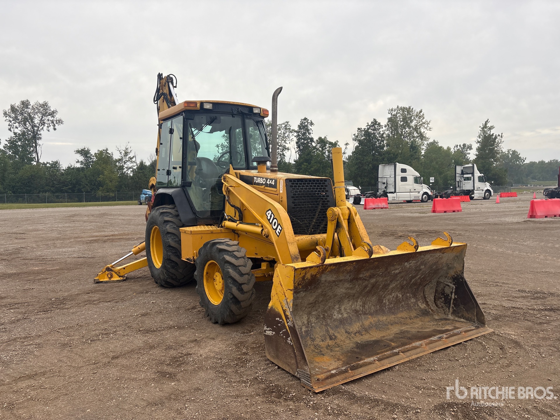 John Deere 410E