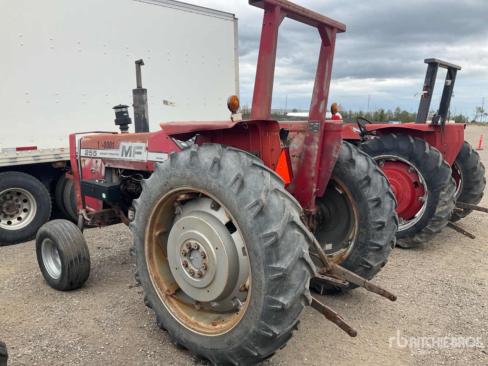1981 Massey Ferguson 255