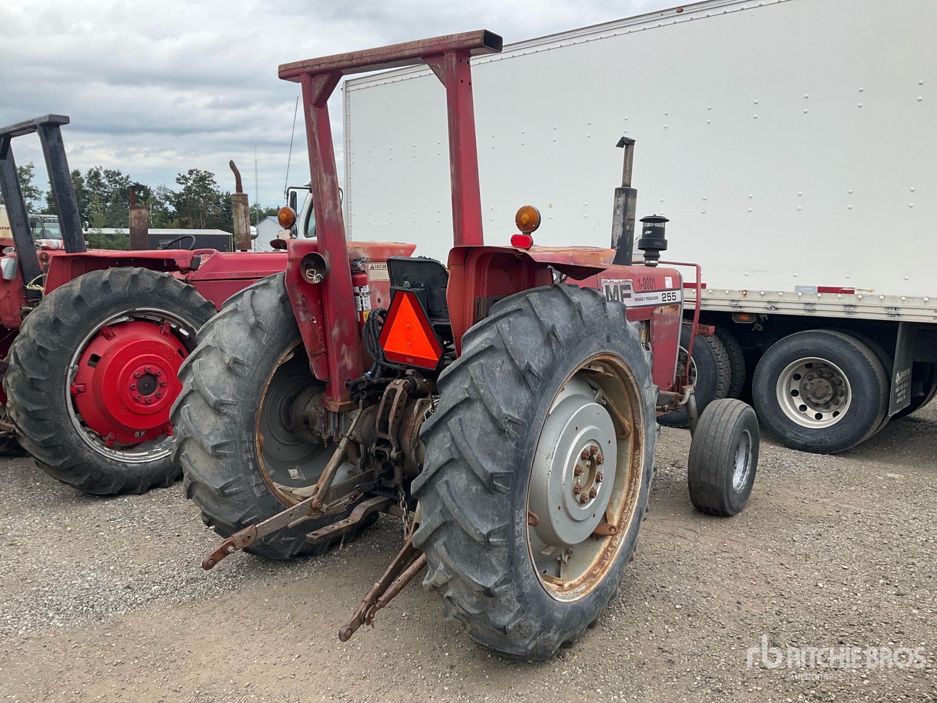 1981 Massey Ferguson 255