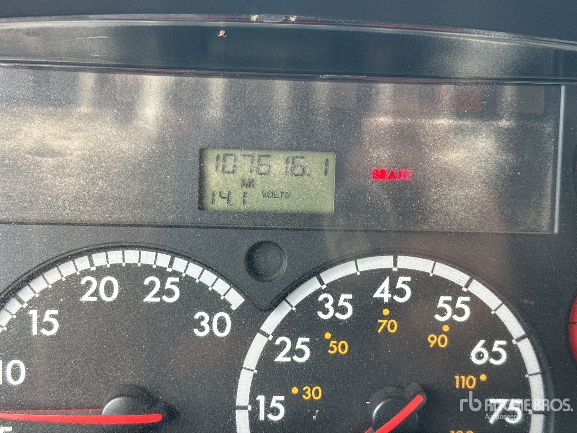 2014 Freightliner M2 106