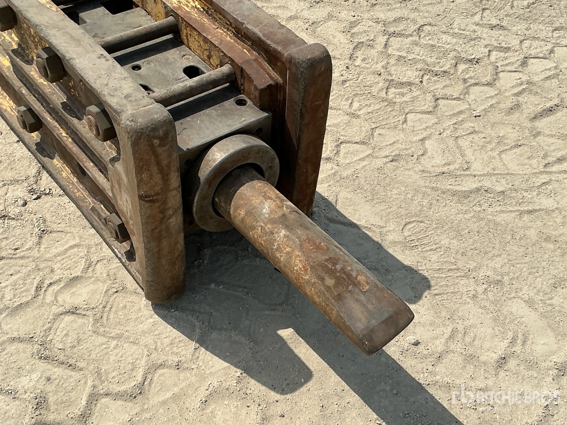 Soosan - FITS 20 -25 TON EXCAVATORS