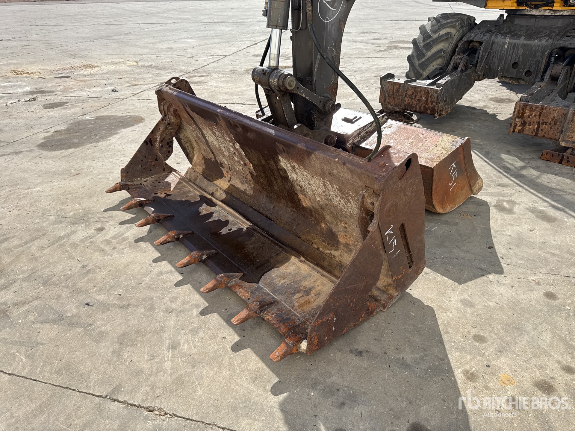 2005 Mecalac 12MXT