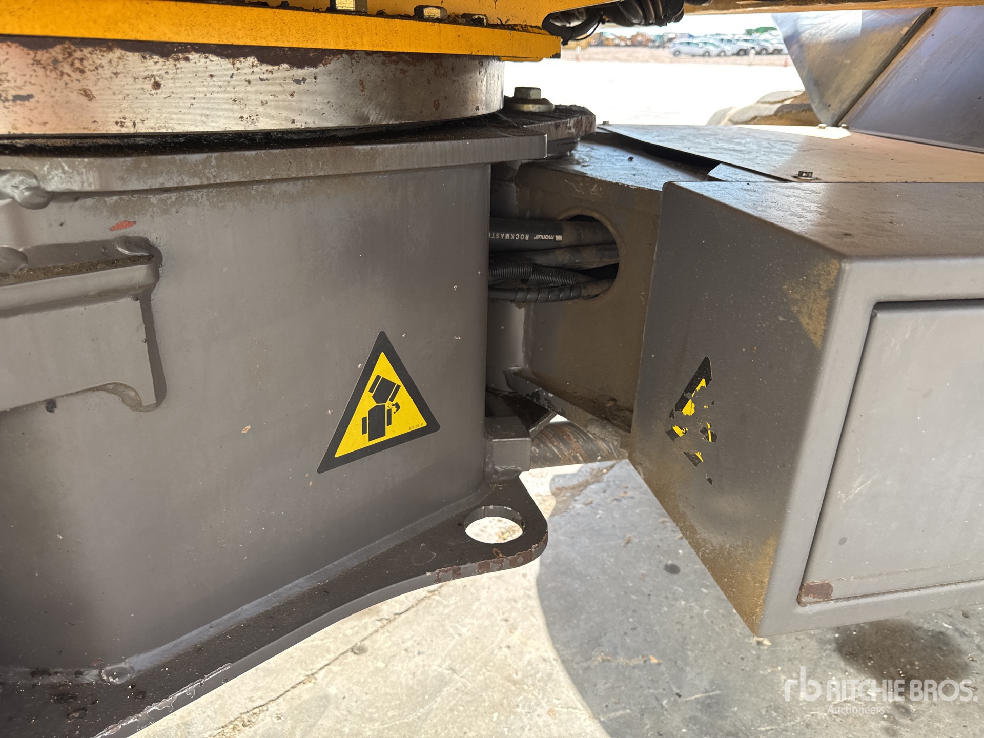 2005 Mecalac 12MXT