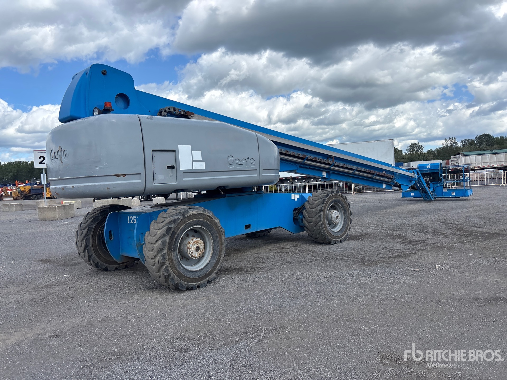 2002 Genie S-125