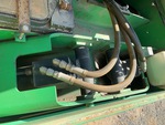 Chassis with Outrigger Cylinders