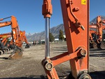 Hydraulics with Bucket Cylinder
