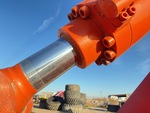 Hydraulics with Bucket Cylinder