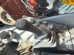 Control Station with Auxiliary Hydraulic Control
