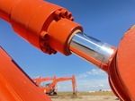 Hydraulics with Bucket Cylinder