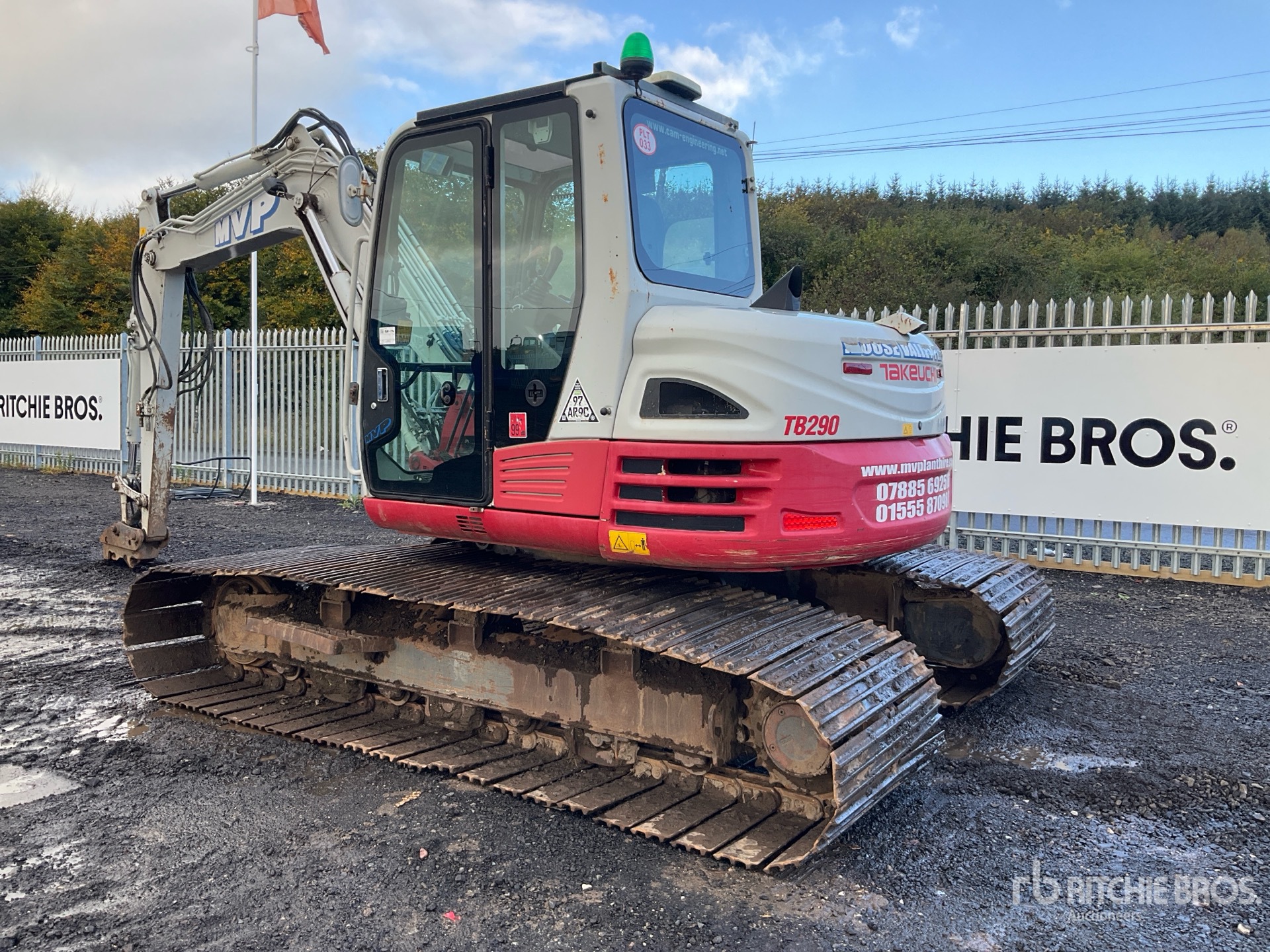 2017 Takeuchi TB290