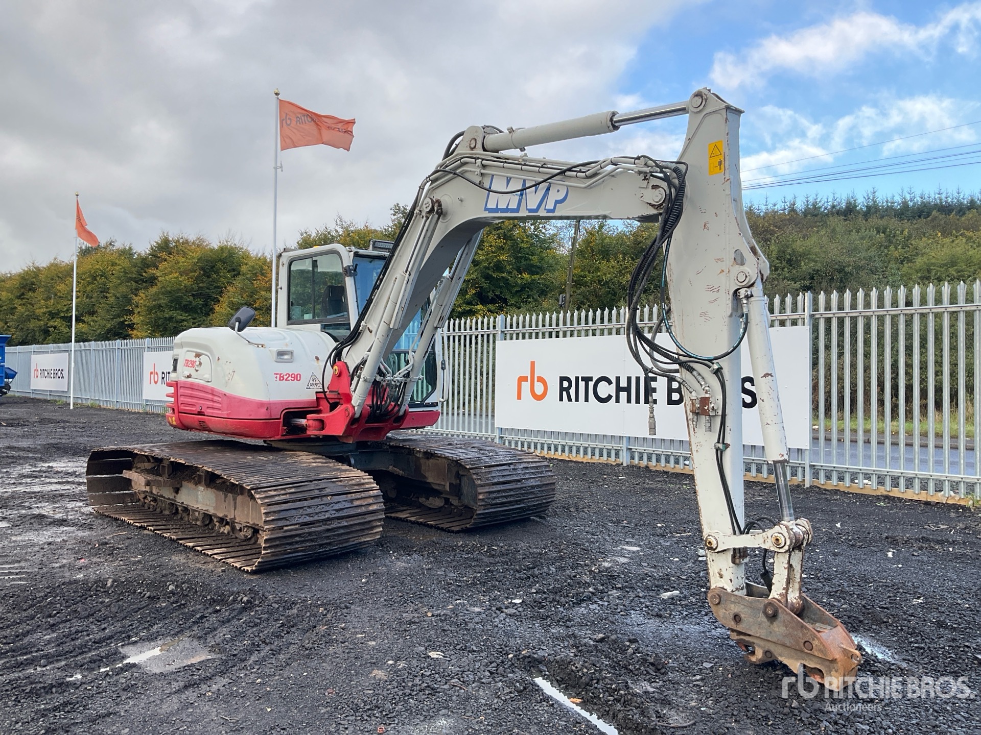 2017 Takeuchi TB290