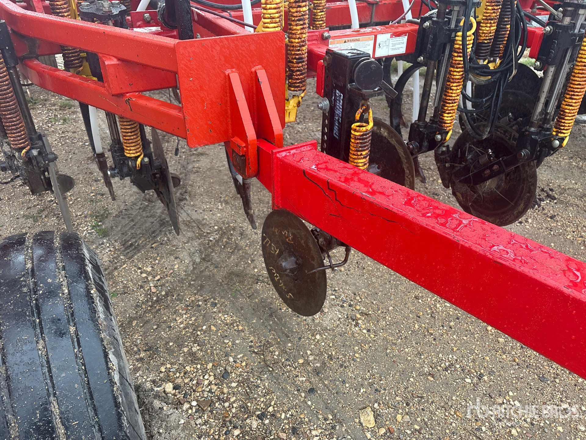 2007 Bourgault 5710