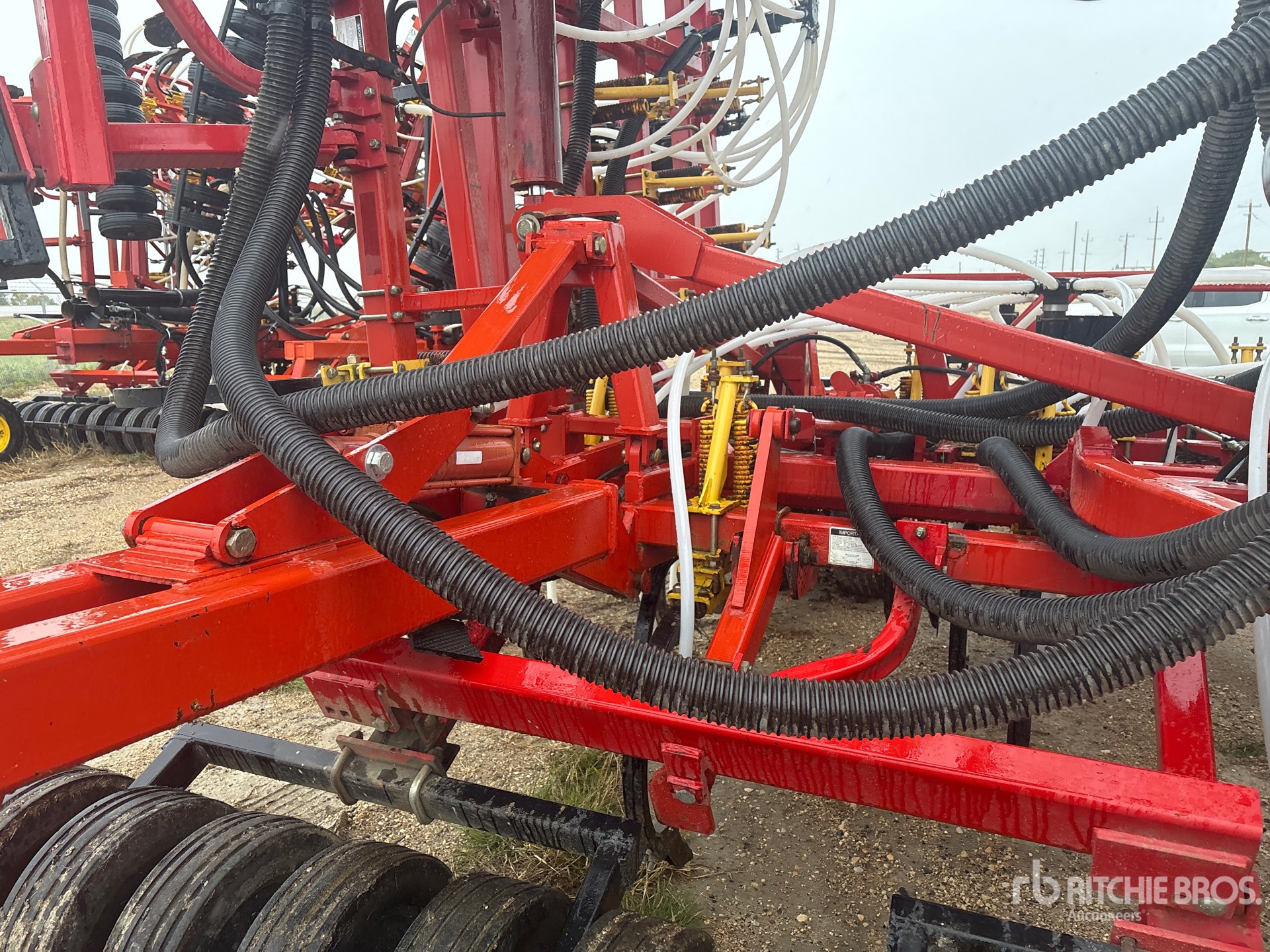 2007 Bourgault 5710