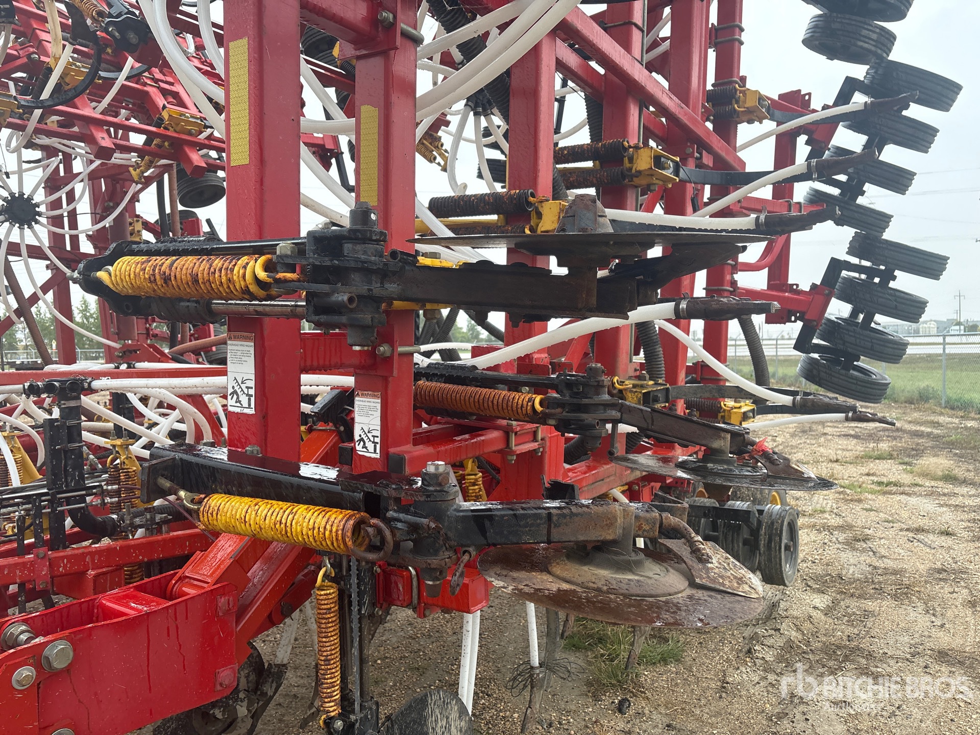2007 Bourgault 5710