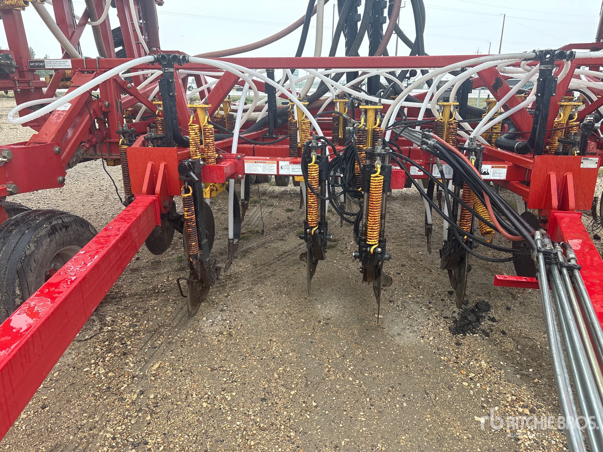 2007 Bourgault 5710