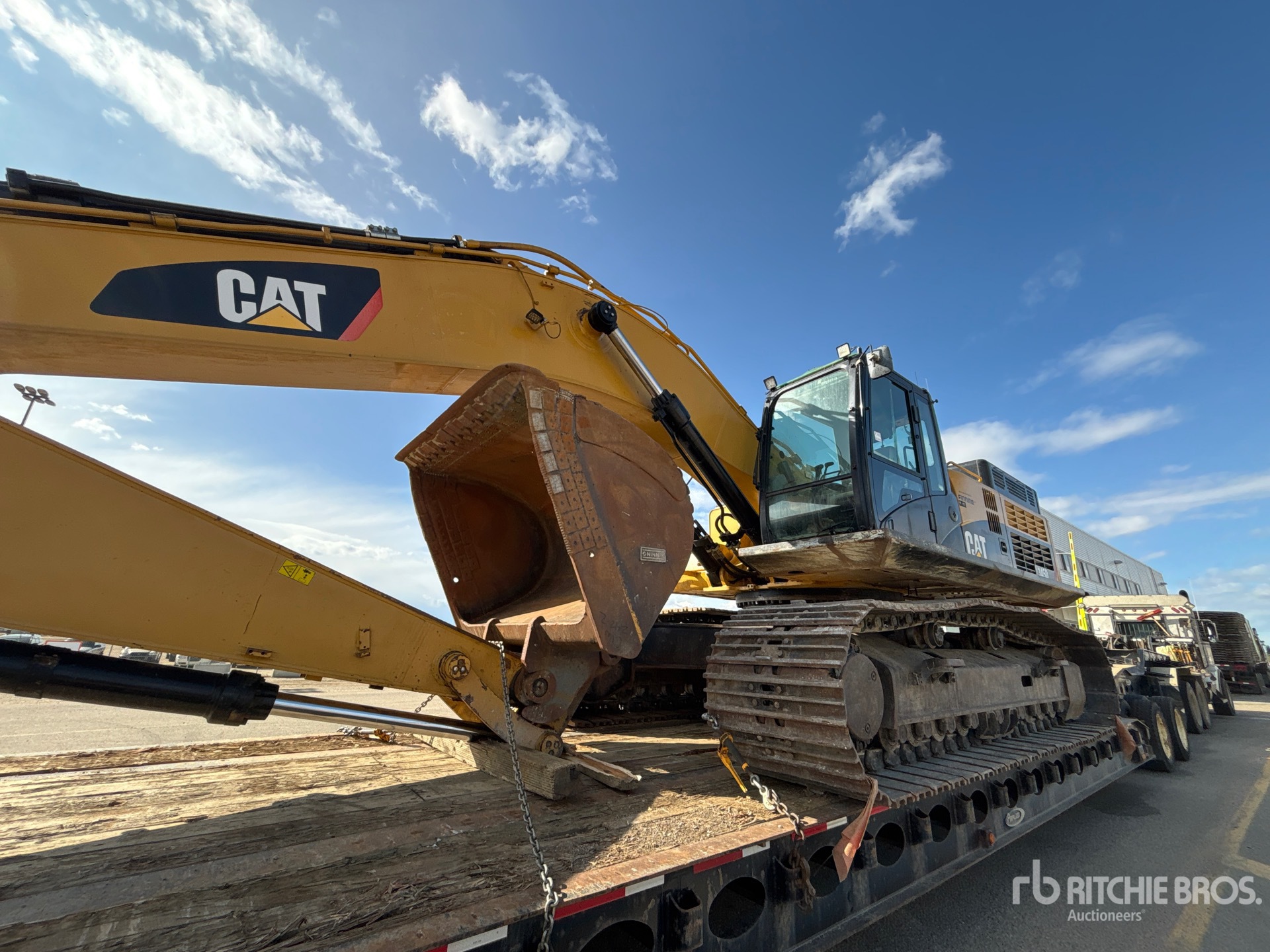 2013 Caterpillar 345D L