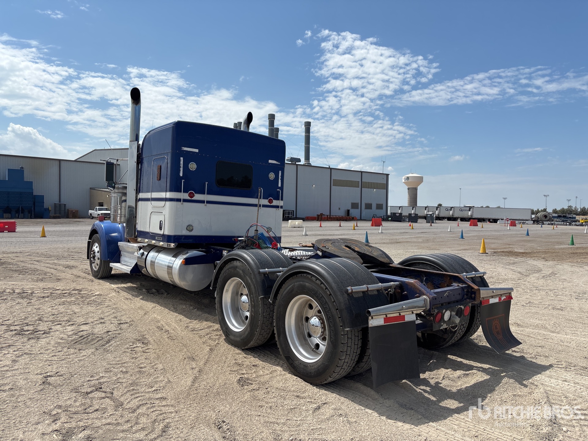2013 Kenworth W900