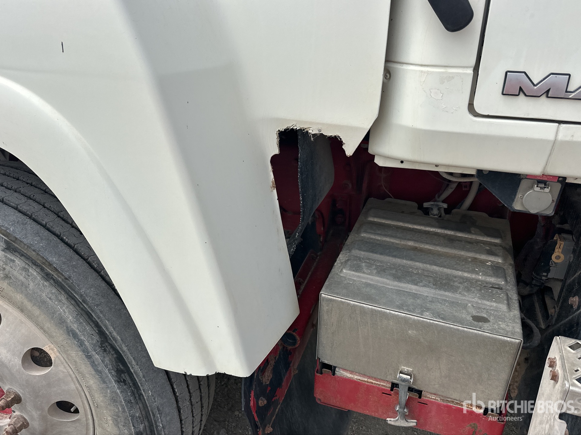 2015 Mack 6x4