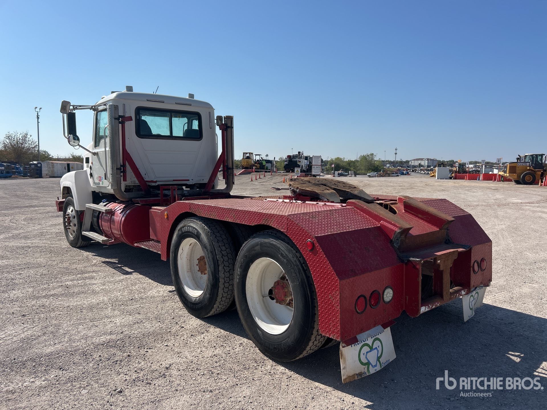 2015 Mack CHU613