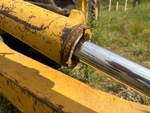 Hydraulics with Outrigger Cylinders