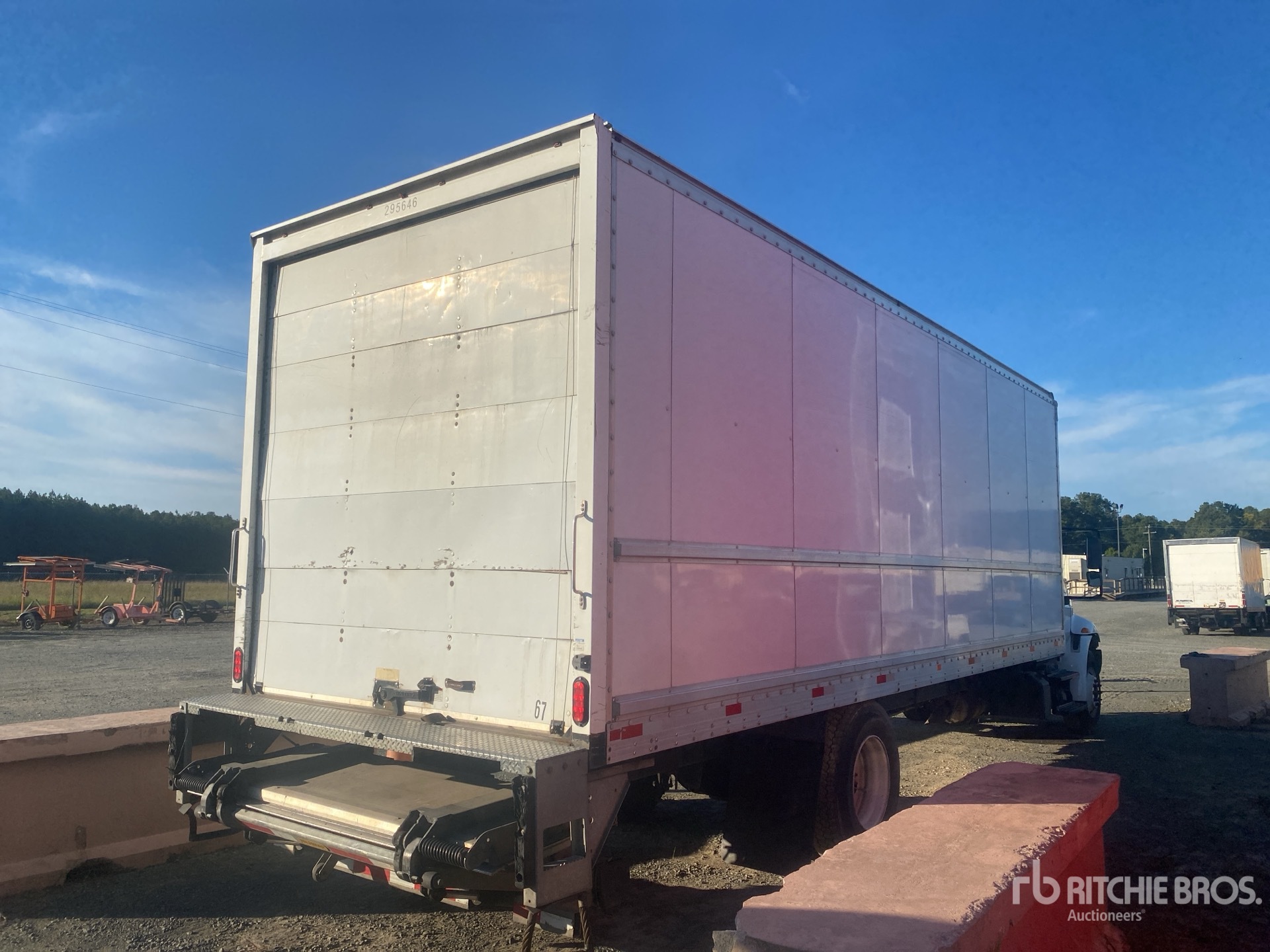 2018 International 4300