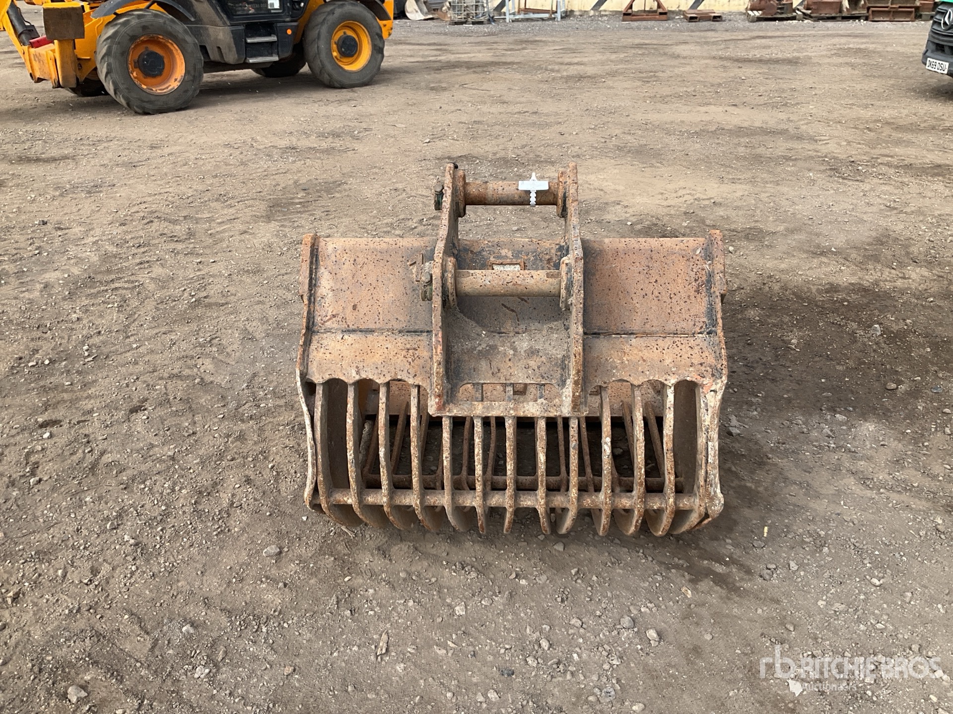 Strickland 1200 mm Skeleton