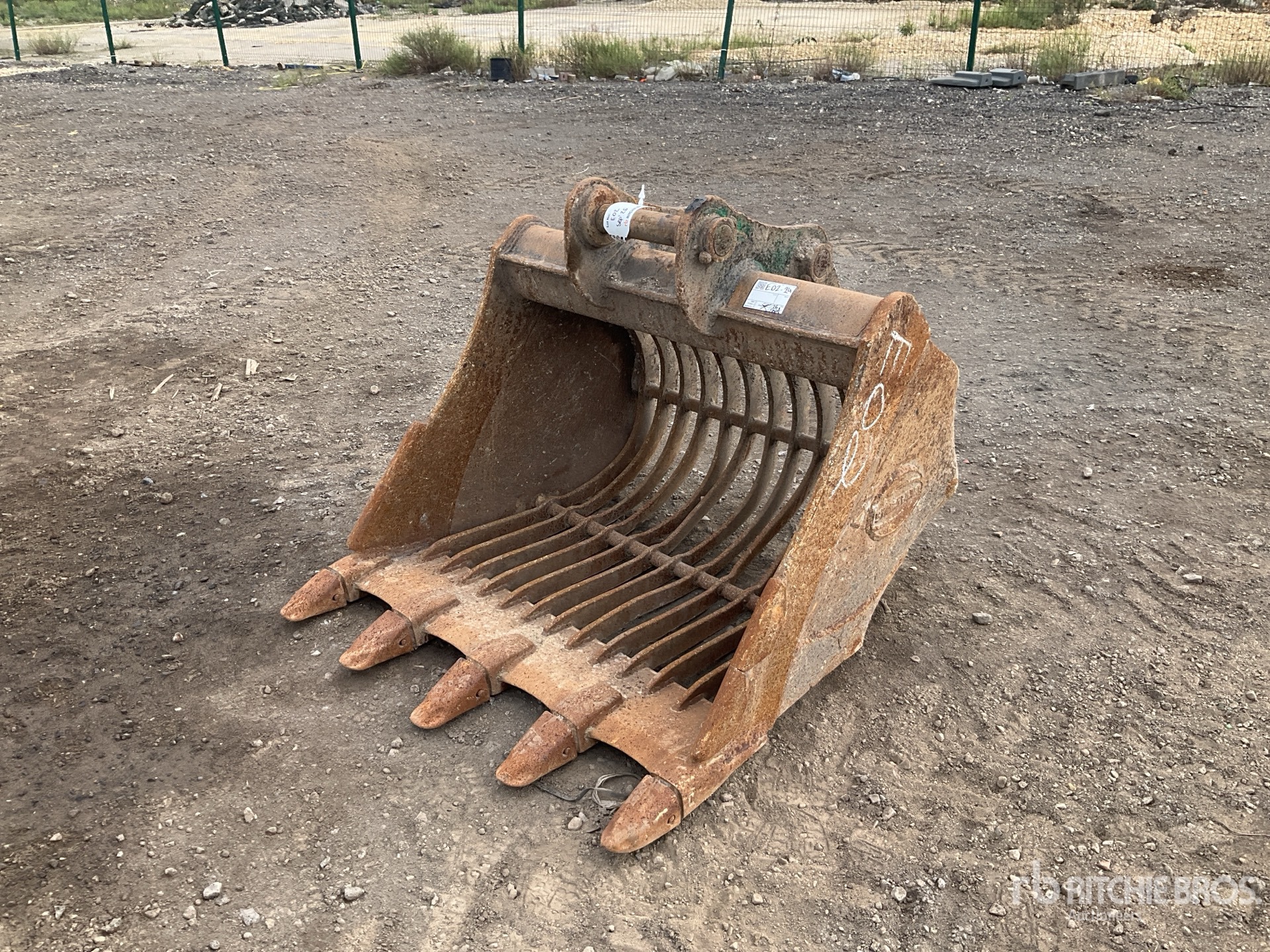  Strickland 1200 mm Skeleton