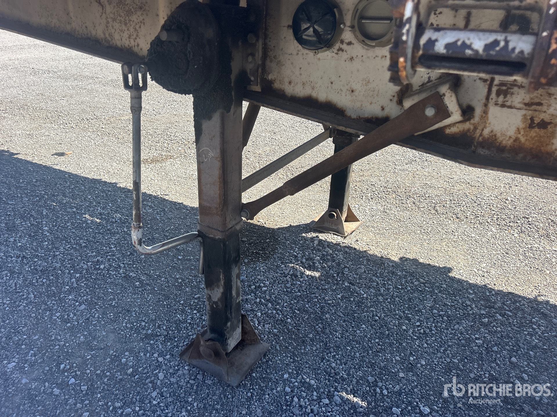 1985 Fruehauf 45 ft T/A