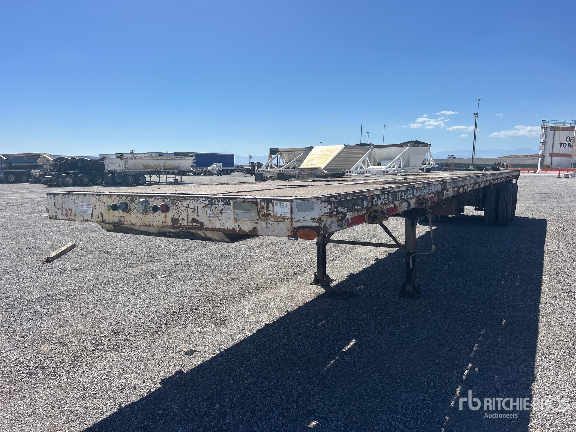 1985 Fruehauf 45 ft T/A