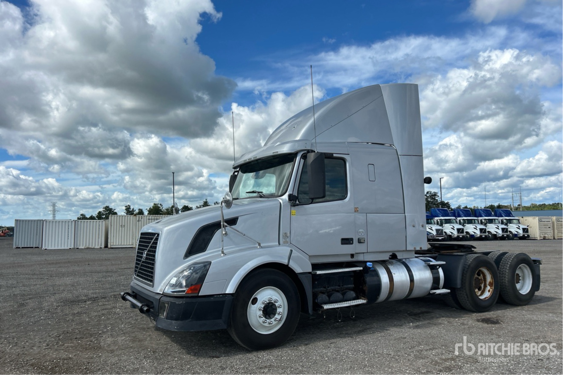 2015 Volvo VNL