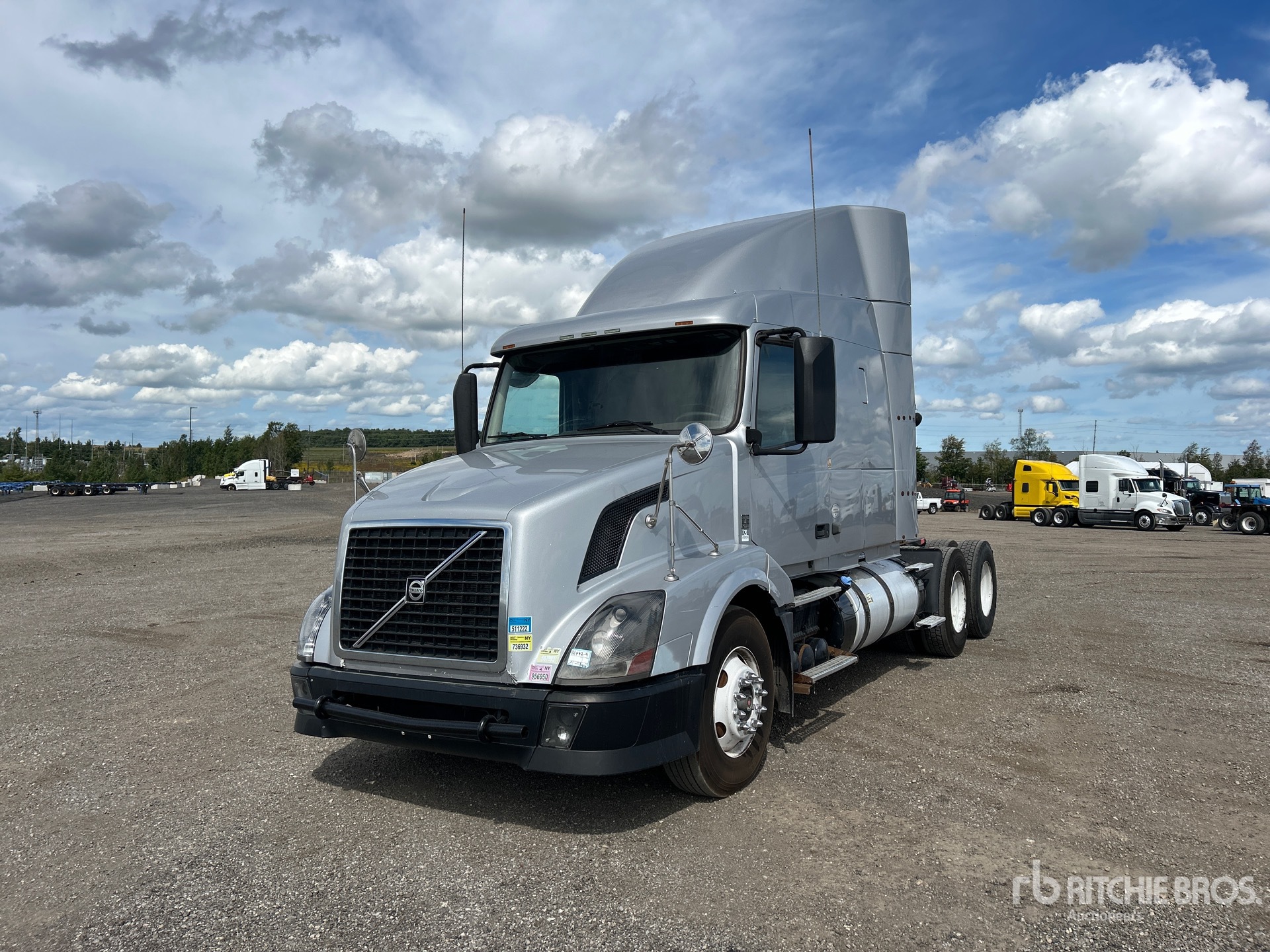 2015 Volvo VNL