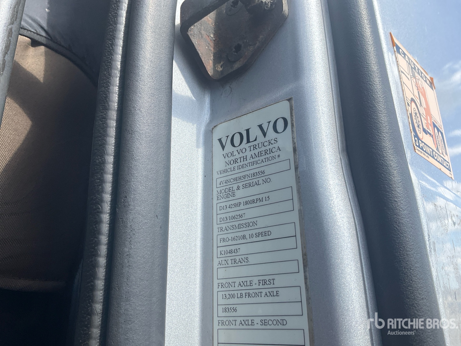 2015 Volvo VNL