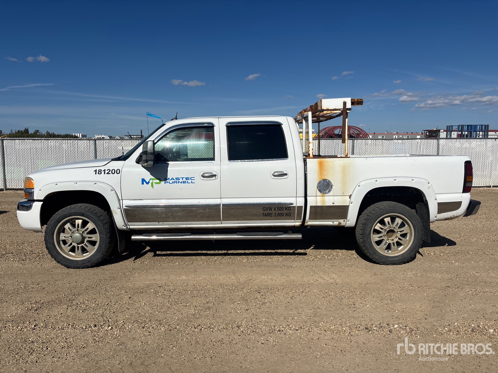 2005 GMC SIERRA 1500 HD