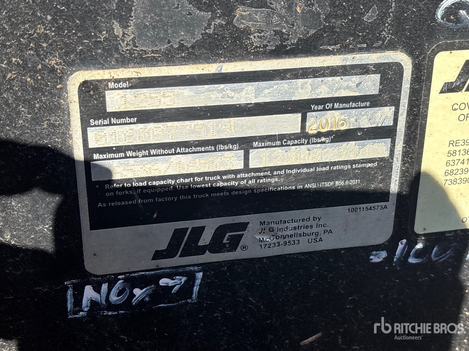 2016 JLG 1255