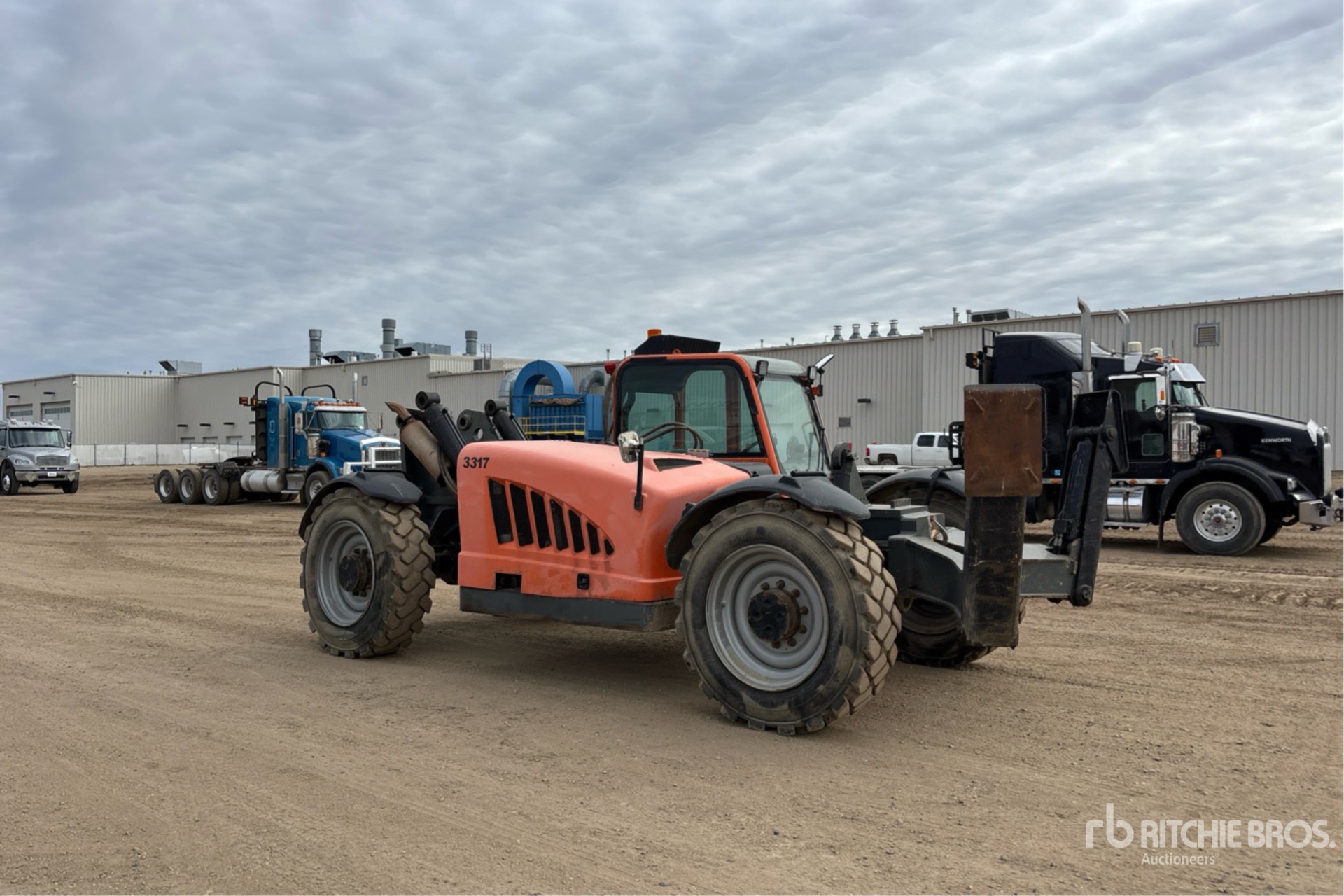 2011 JLG G12-55A