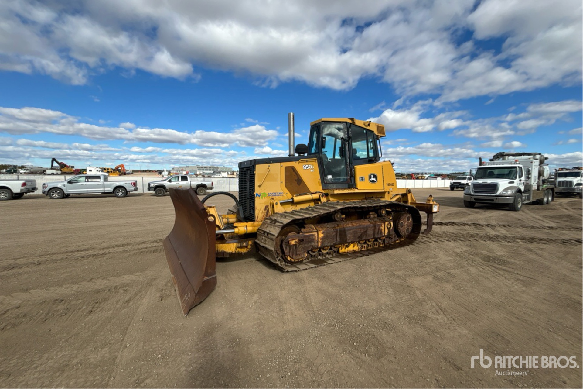 2012 John Deere 850J WLT