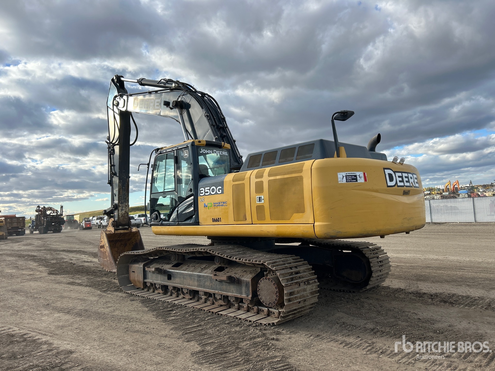 2015 John Deere 350G LC