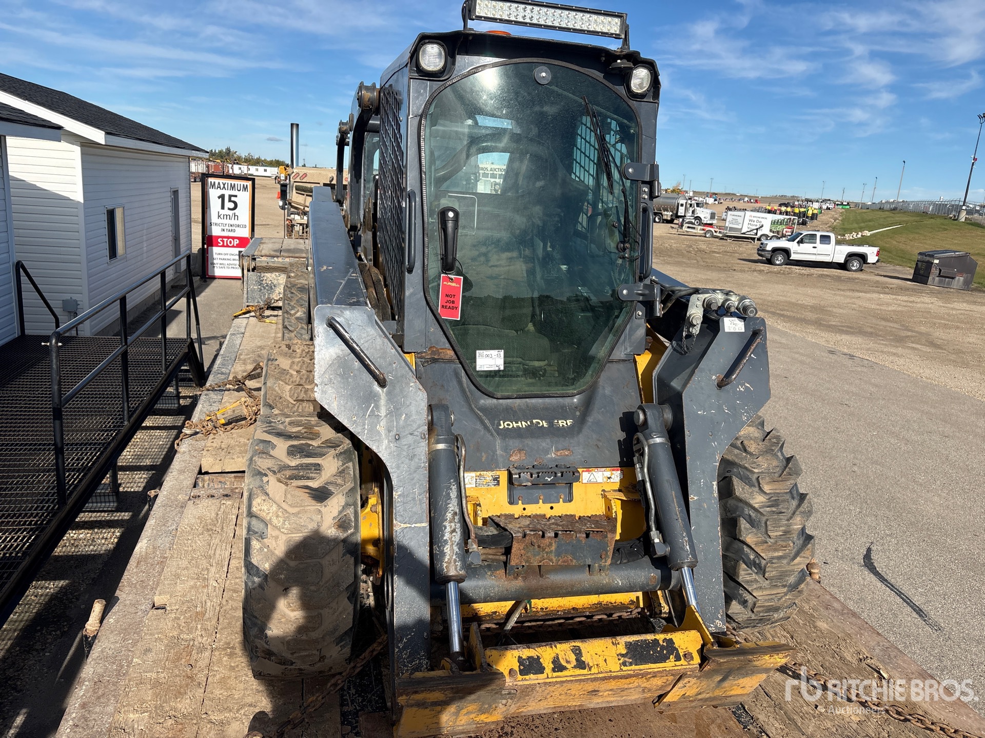 2016 John Deere 328E