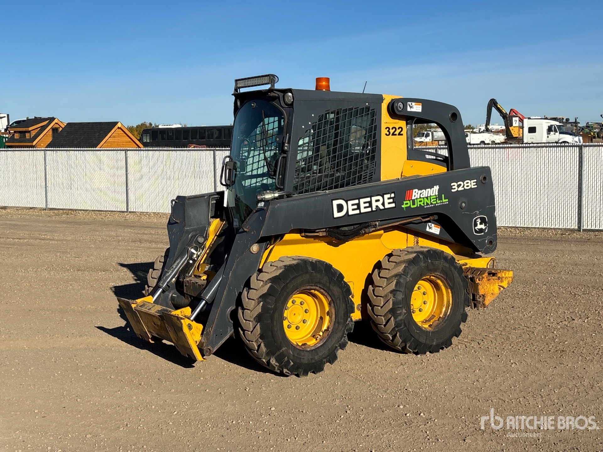 2016 John Deere 328E