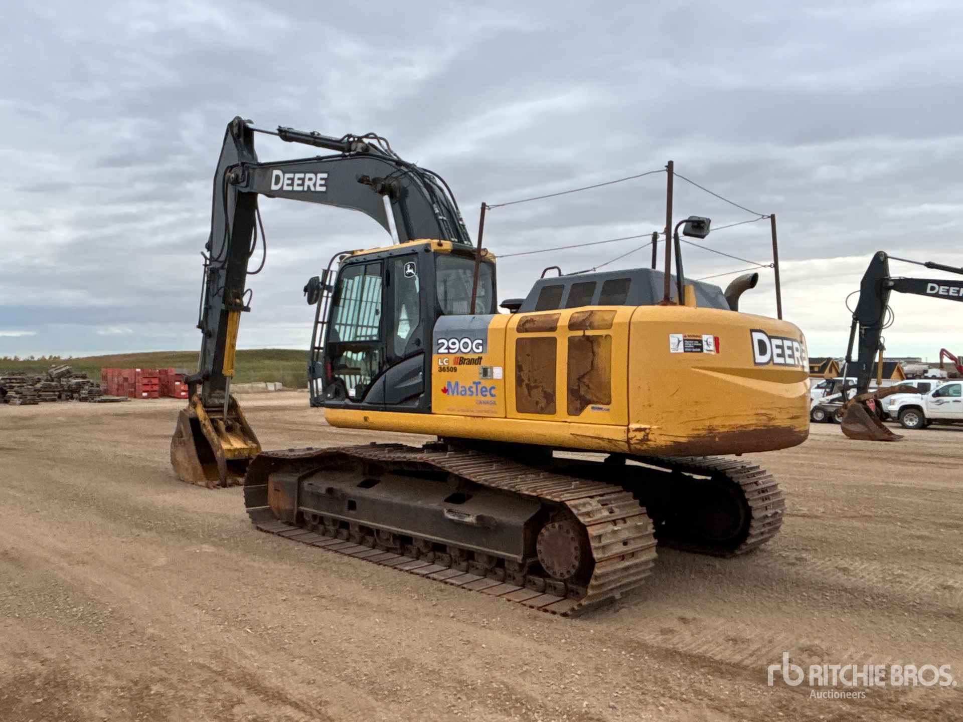 2015 John Deere 290GLC