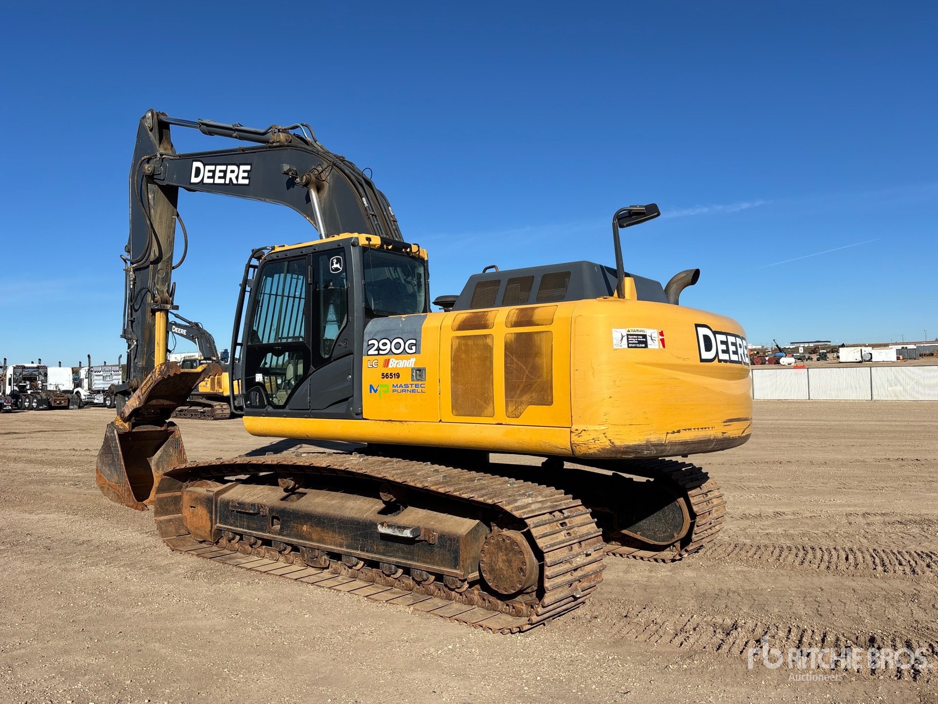 2015 John Deere 290G LC