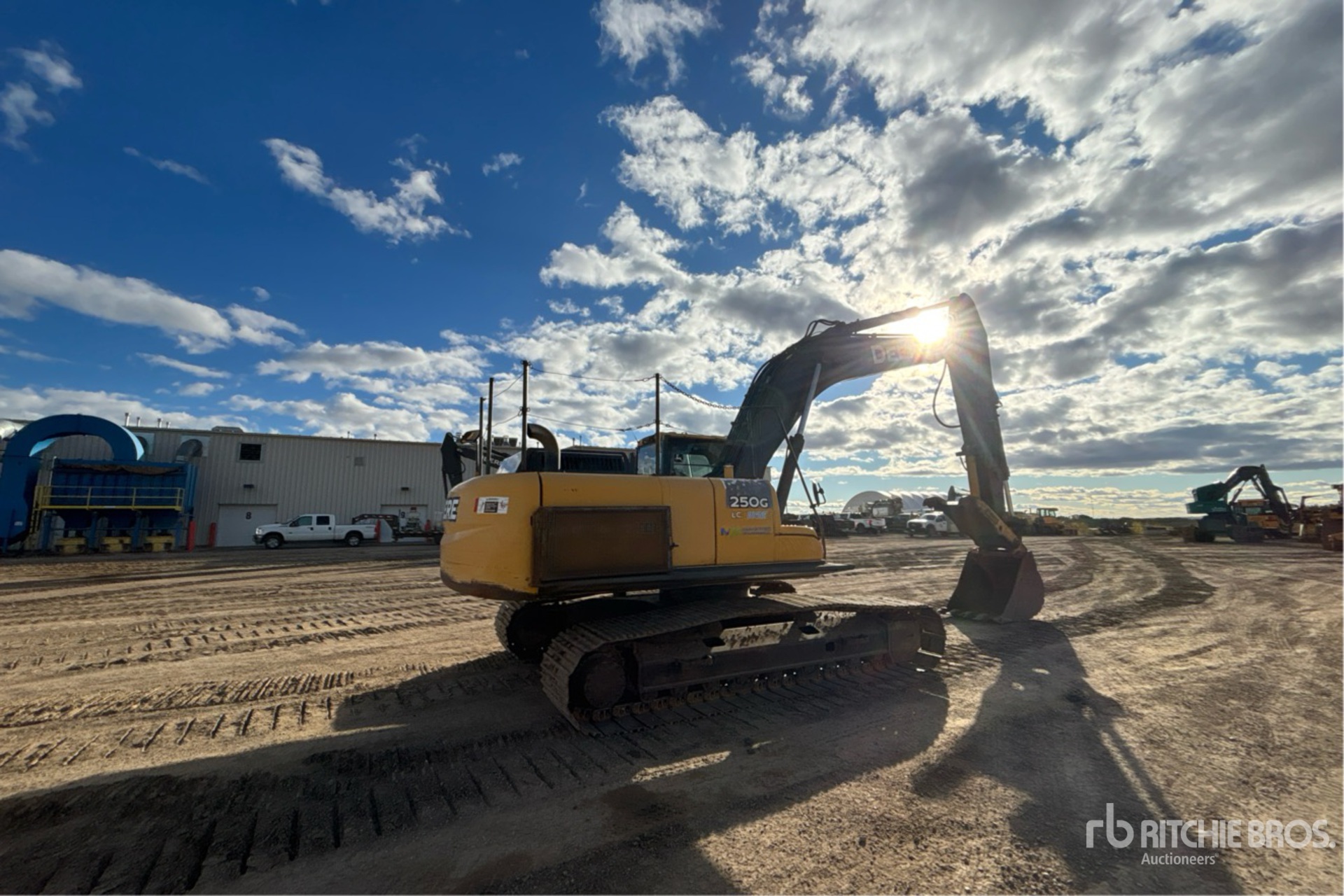 2012 John Deere 250G LC