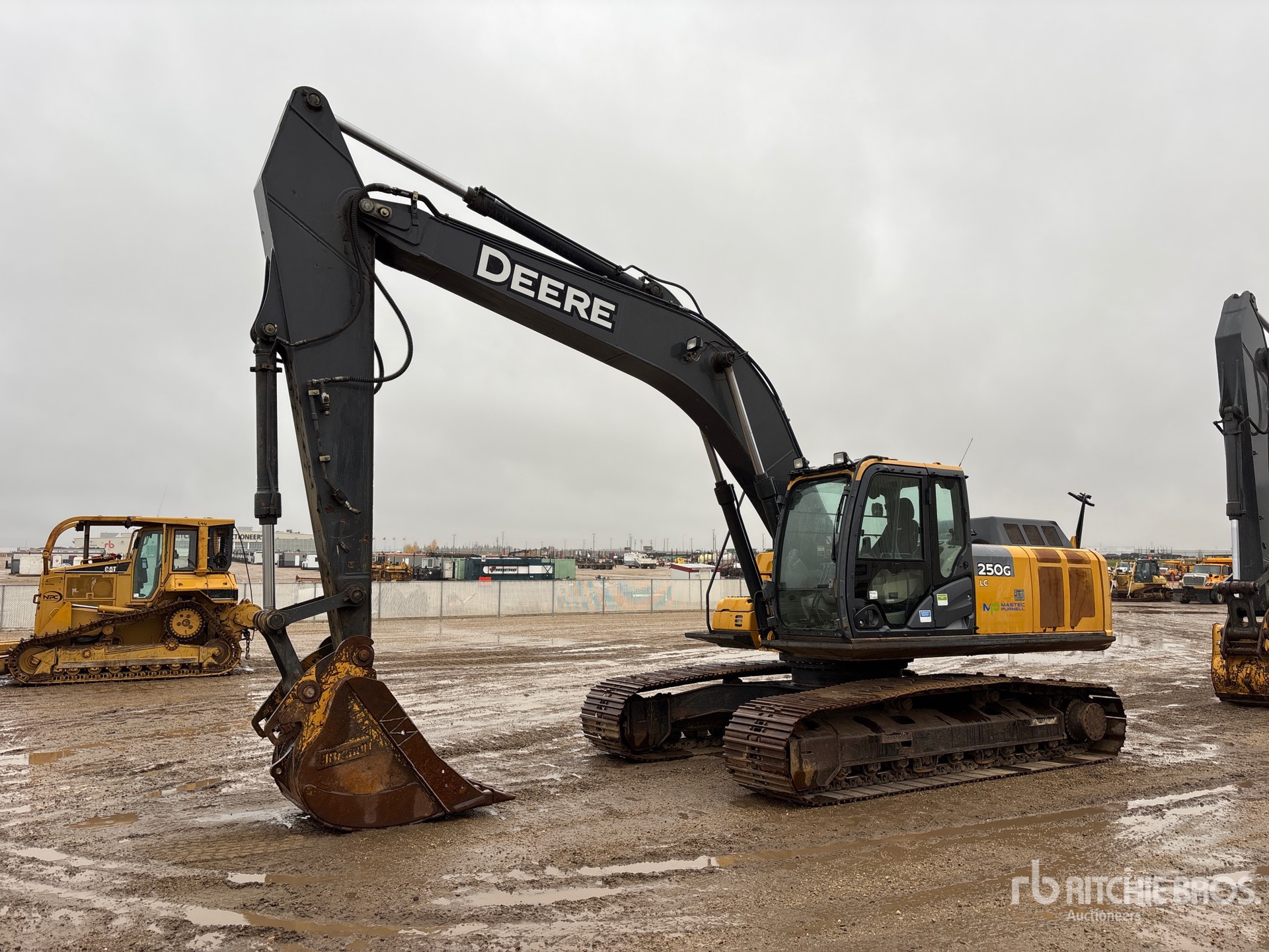 2012 John Deere 250G LC